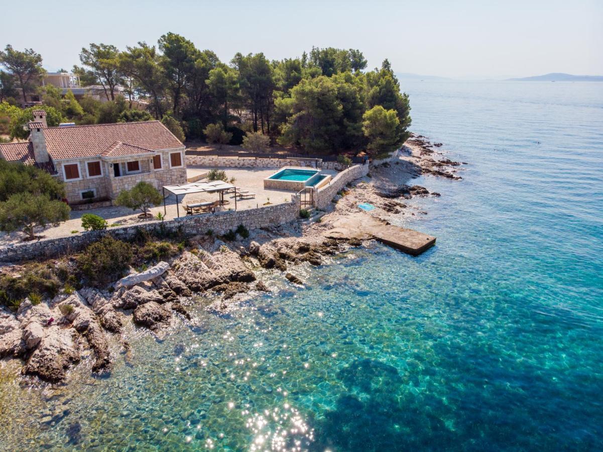 Villa Rudini With Heated Pool Округ Горни Екстериор снимка